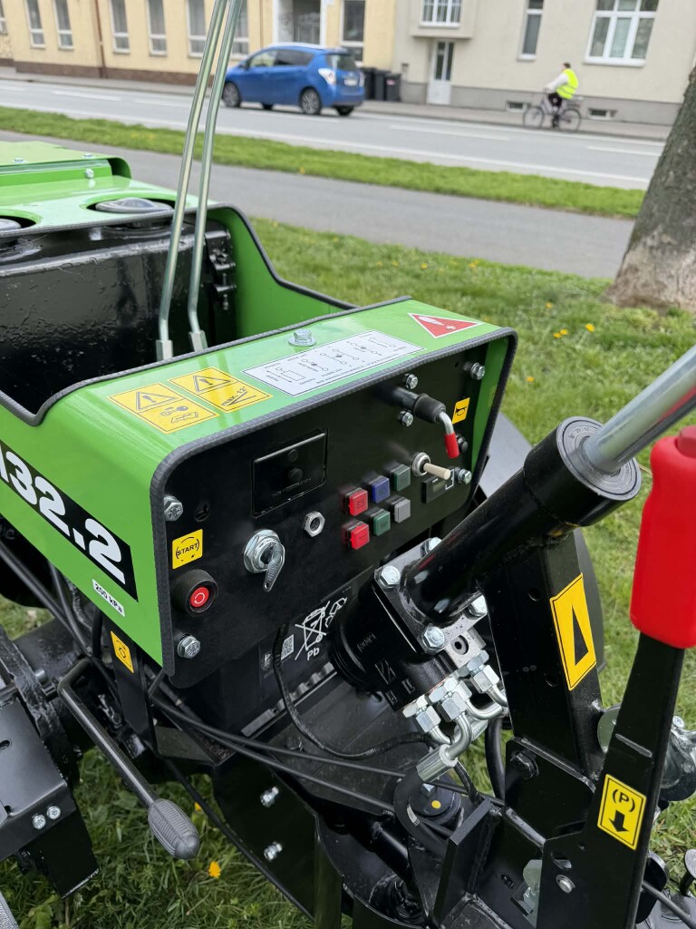 Malotraktor TZ - 4K - 14 - Repasovaný