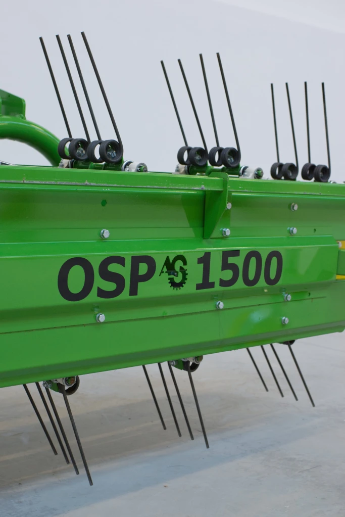 OSP-1850 - Obraceč a shrnovač píce