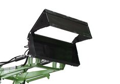 Nakládací lopata s přidržovačem